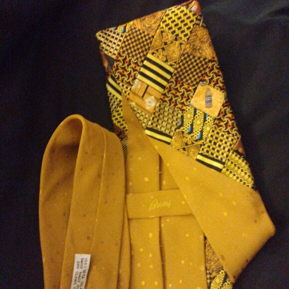 ❤️BRIONI ITALY Patchwork 100% Silk Yellow Luxurious Tie 61x4 - Picture 9 of 11